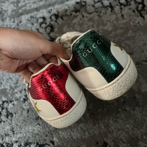 Gucci Shoes with Stars - Picture 2 of 3
